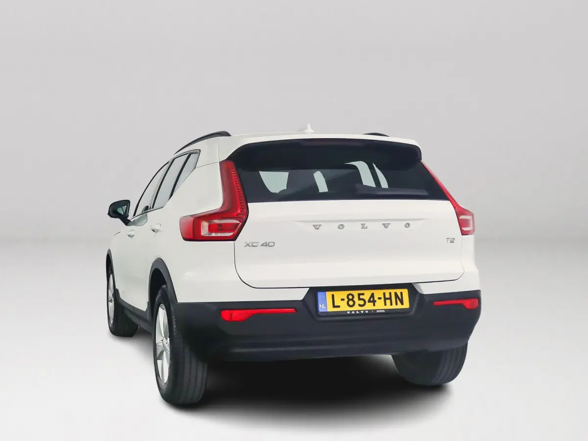 T2 Momentum Core | Park assist | LED | Cruise control | Navigatie