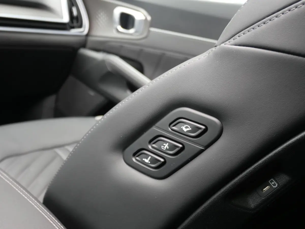 1.6 T-GDi Plug-in Hybrid 4WD ExecutiveLine 7p | Trekhaak | 360 Camera | Schuif/kantel Dak | Adaptief |