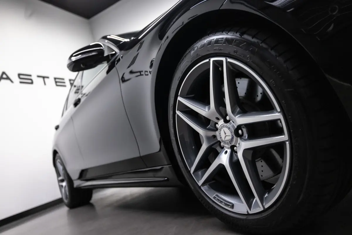 S400 HYBRID AMG Styling Btw auto, (€ 33.016.53 Ex B.T.W) DEALER AUTO AANBIEDING