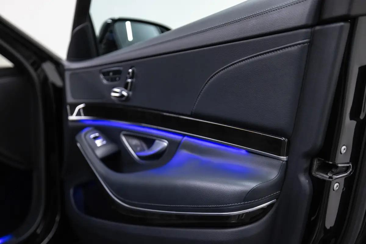 S400 HYBRID AMG Styling Btw auto, (€ 33.016.53 Ex B.T.W) DEALER AUTO AANBIEDING