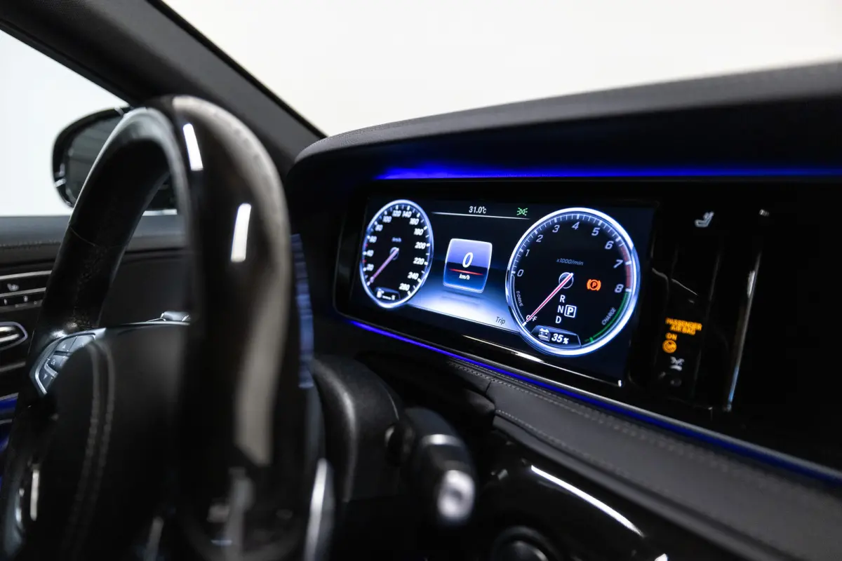 S400 HYBRID AMG Styling Btw auto, (€ 33.016.53 Ex B.T.W) DEALER AUTO AANBIEDING