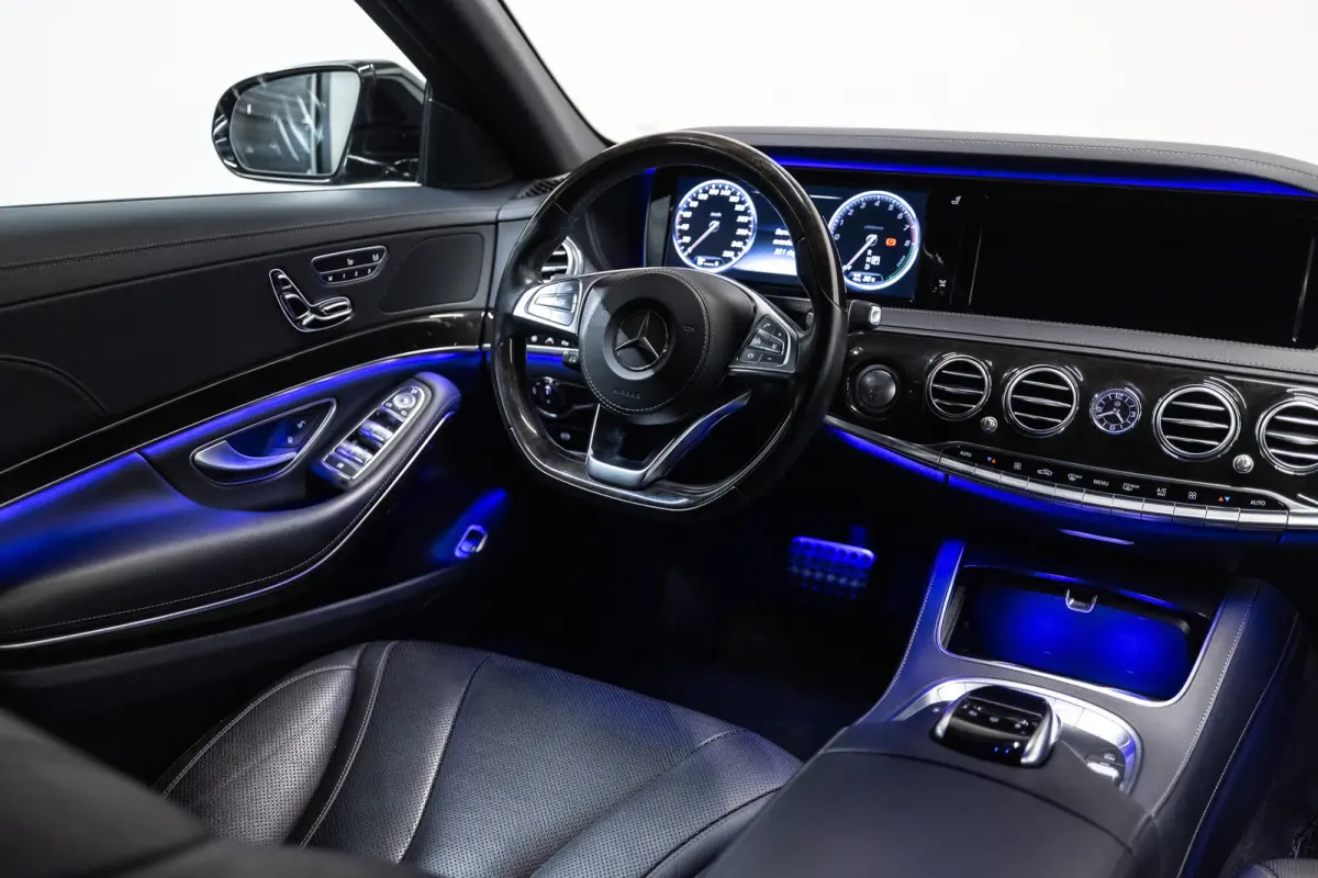 S400 HYBRID AMG Styling Btw auto, (€ 33.016.53 Ex B.T.W) DEALER AUTO AANBIEDING