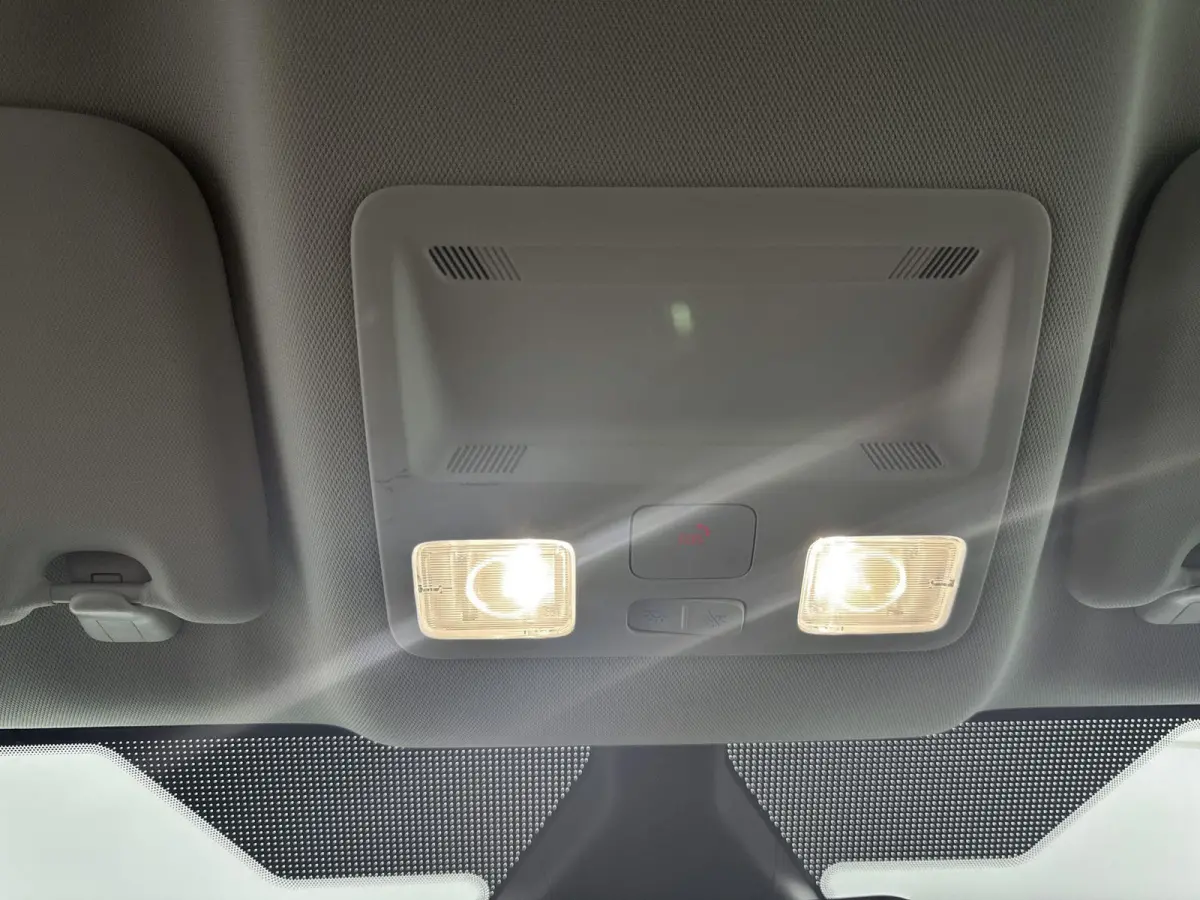 1.0 EcoBoost Titanium | CAMERA | DODE HOEK DETECTIE | CLIMATE CONTROL | NAVIGATIE |