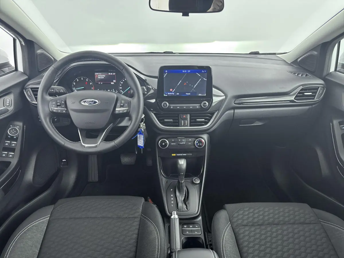 1.0 EcoBoost Titanium | CAMERA | DODE HOEK DETECTIE | CLIMATE CONTROL | NAVIGATIE |
