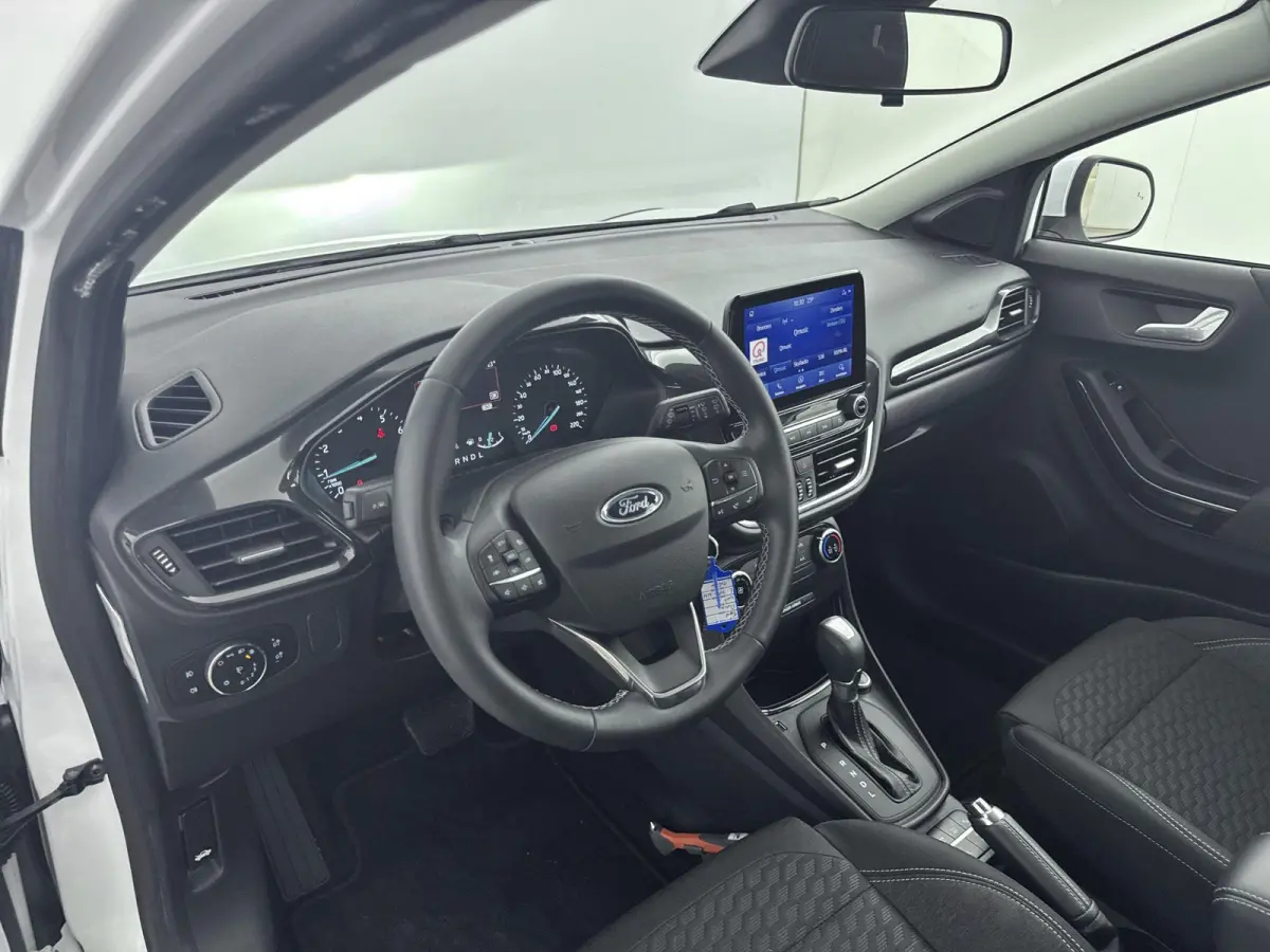 1.0 EcoBoost Titanium | CAMERA | DODE HOEK DETECTIE | CLIMATE CONTROL | NAVIGATIE |