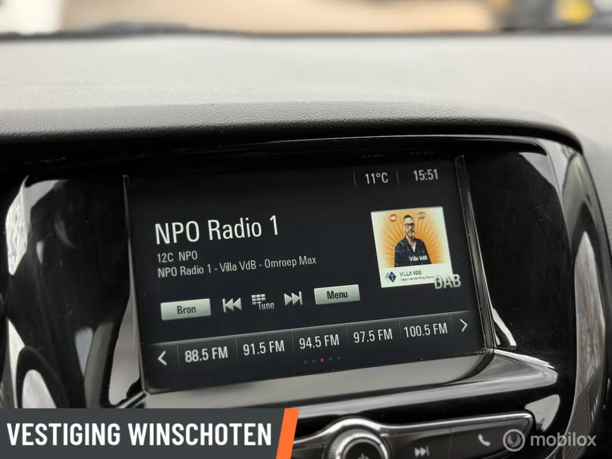 1.0 Online Edition Automaat | Airco | PDC Achter | Apple Carplay/Android Auto | Priv