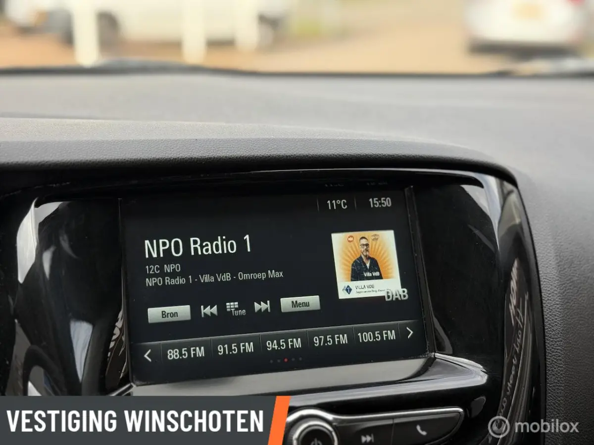 1.0 Online Edition Automaat | Airco | PDC Achter | Apple Carplay/Android Auto | Priv