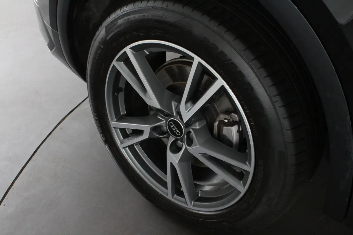 50 TFSI e Advanced edition > Leer/Camera/Matrix-LED/19inch/Mythos Black Metallic