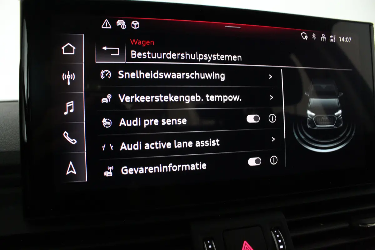 50 TFSI e Advanced edition > Leer/Camera/Matrix-LED/19inch/Mythos Black Metallic