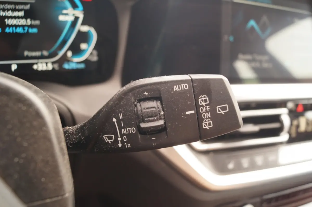 320e PHEV Business Edition Plus -LEER-ECC-NAVI-