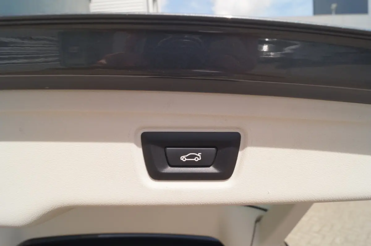 320e PHEV Business Edition Plus -LEER-ECC-NAVI-