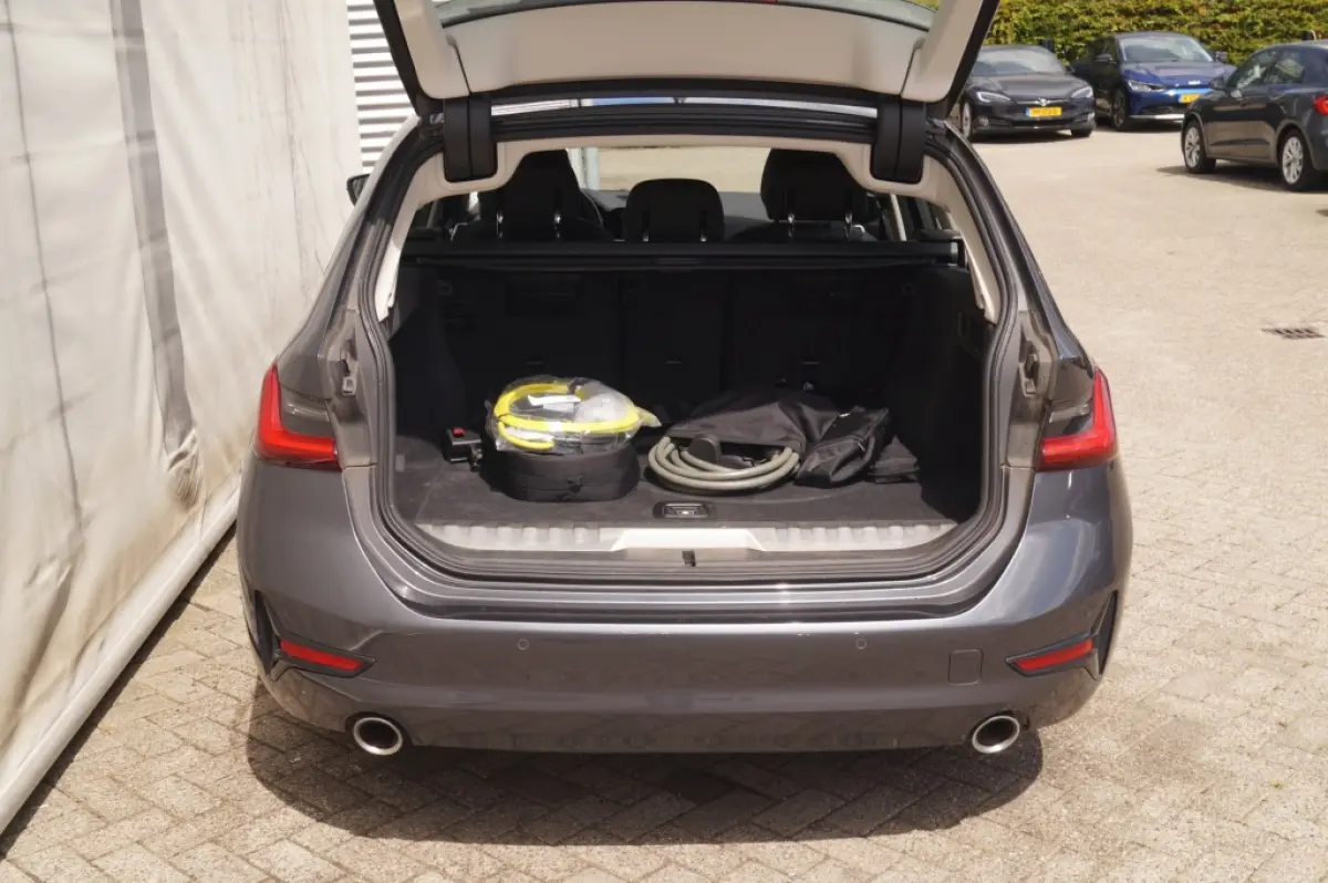 320e PHEV Business Edition Plus -LEER-ECC-NAVI-