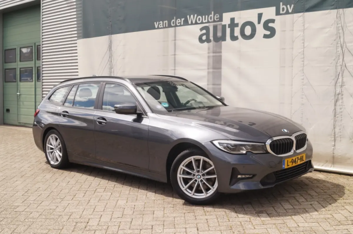 320e PHEV Business Edition Plus -LEER-ECC-NAVI-