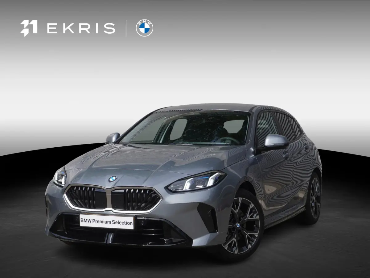 120 | M Sport Design | Premium Pack | Stuurwielrand verwarmd | Harman Kardon HiFi Sound system | Comfort Access | Achteruitrijcamera