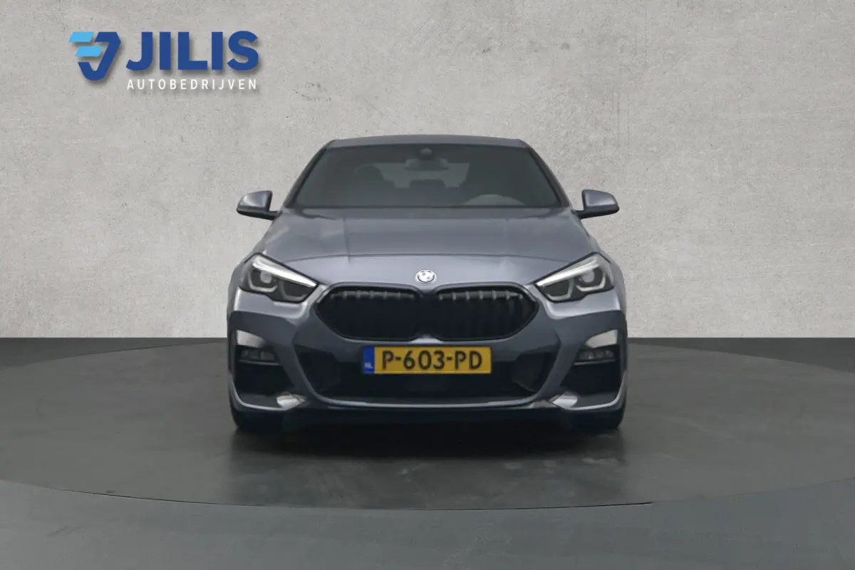 218i High Executive | M sport | LED koplampen | Camera | Navigatie