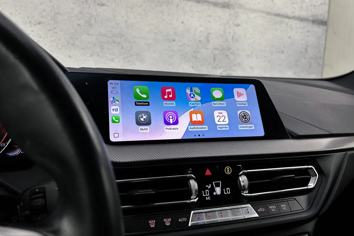 218i High Executive | M sport | LED koplampen | Camera | Navigatie