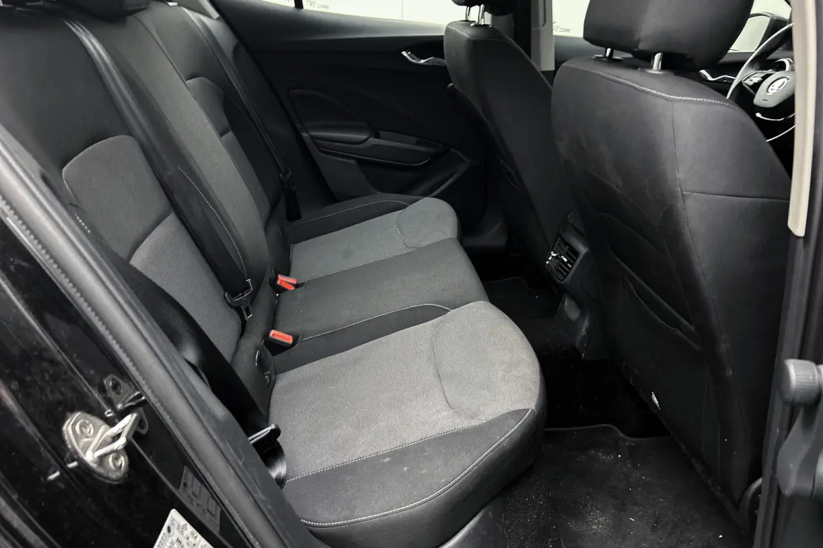 1.0 TSI Ambition | LED koplampen | Navigatie | Apple Carplay