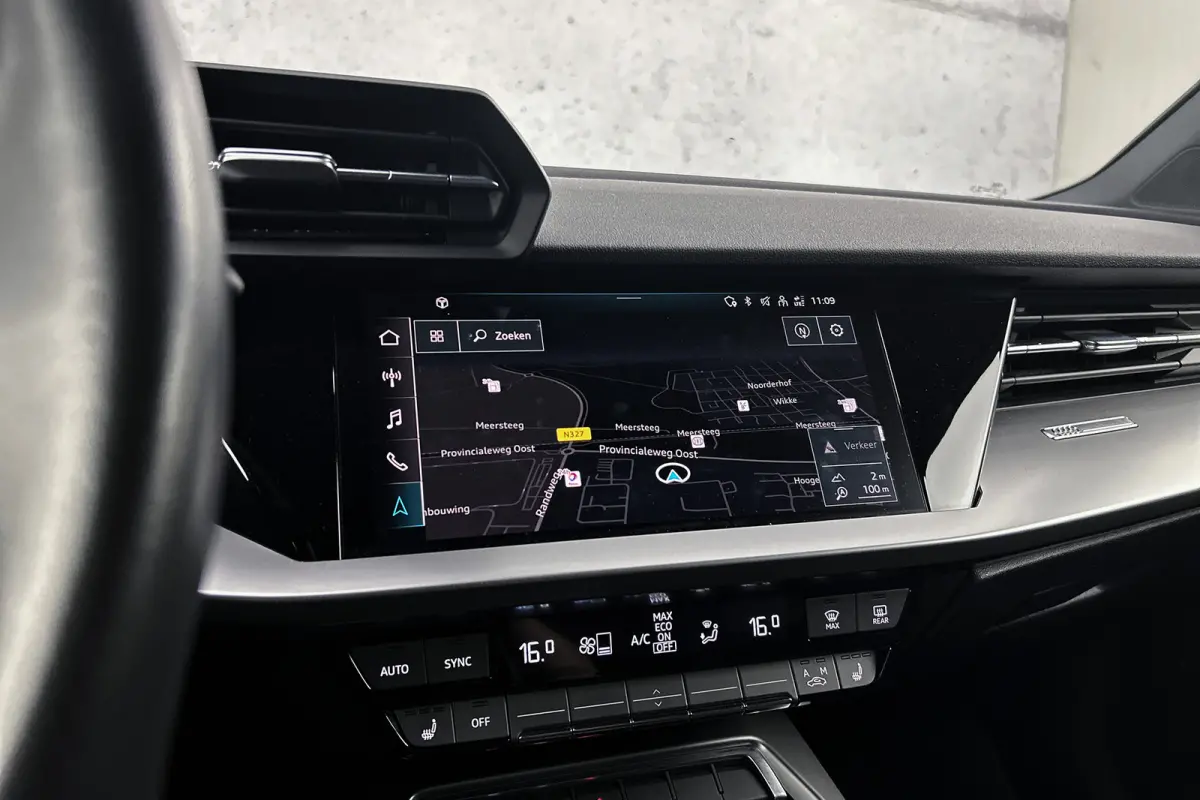 30 TFSI Advanced edition | Stoelverwarming | Navigatie | Airco