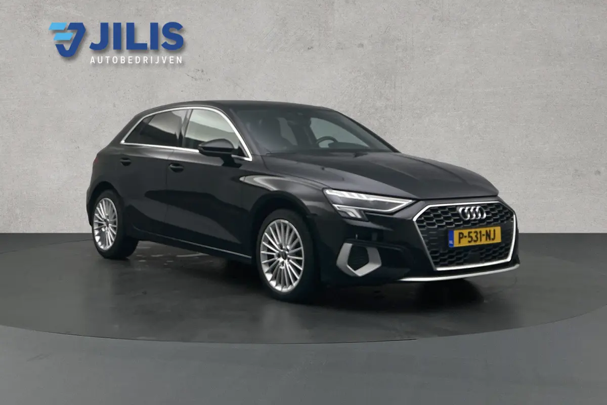 30 TFSI Advanced edition | Stoelverwarming | Navigatie | Airco