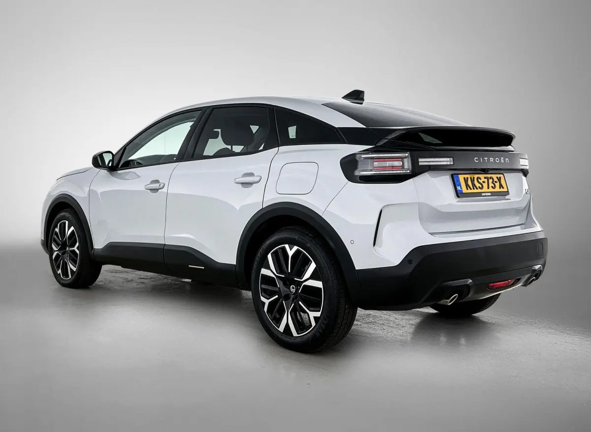 Max Hybrid 145pk Automaat | Lage kilometerstand! | Navigatie | 360° Camera | Climate control | Adaptieve Cruise control | Parkeersensoren v+a | Head-up display | Keyless | Dodehoeksensor | 