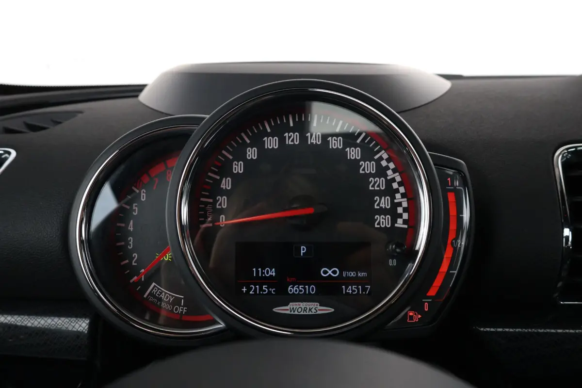 2.0 JCW ALL4 Chili | Pano dak | Head-up | Harman Kardon | Verwarmbare voorstoelen | Achteruitrijcamera | Comforttoegang | Adaptieve LED-koplamp |