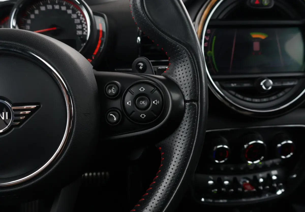 2.0 JCW ALL4 Chili | Pano dak | Head-up | Harman Kardon | Verwarmbare voorstoelen | Achteruitrijcamera | Comforttoegang | Adaptieve LED-koplamp |