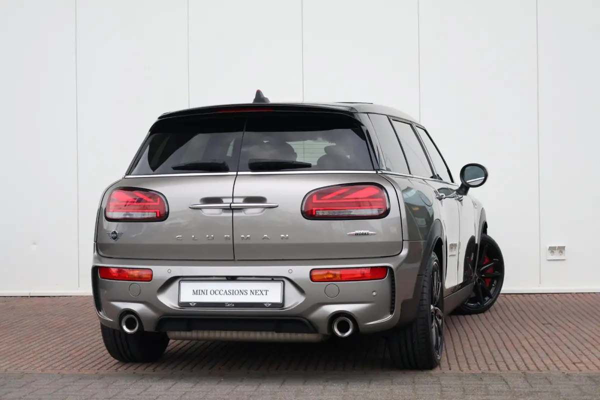 2.0 JCW ALL4 Chili | Pano dak | Head-up | Harman Kardon | Verwarmbare voorstoelen | Achteruitrijcamera | Comforttoegang | Adaptieve LED-koplamp |