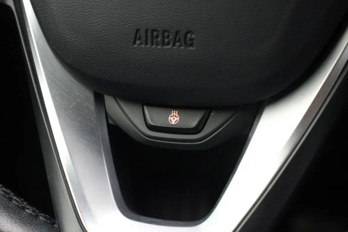 218i Introduction Edition Automaat - Digitaal Cockpit, Carplay, Camera, Half Leer