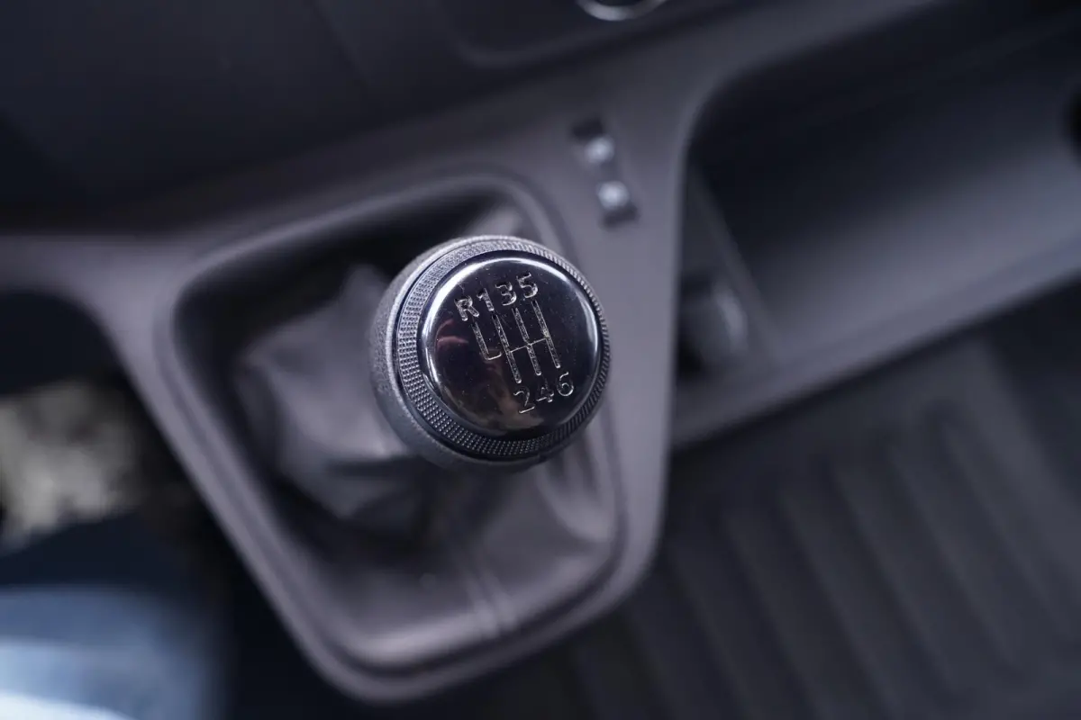 2.3 DCi 165 pk Bakwagen met Laadklep Airco, Apple Carplay, Camera, Cruise Control, 3-Zits