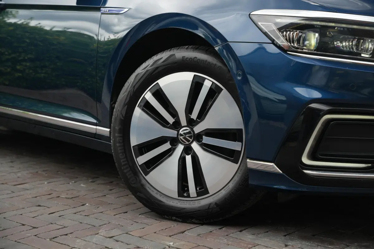 1.4 TSI PHEV GTE Pano