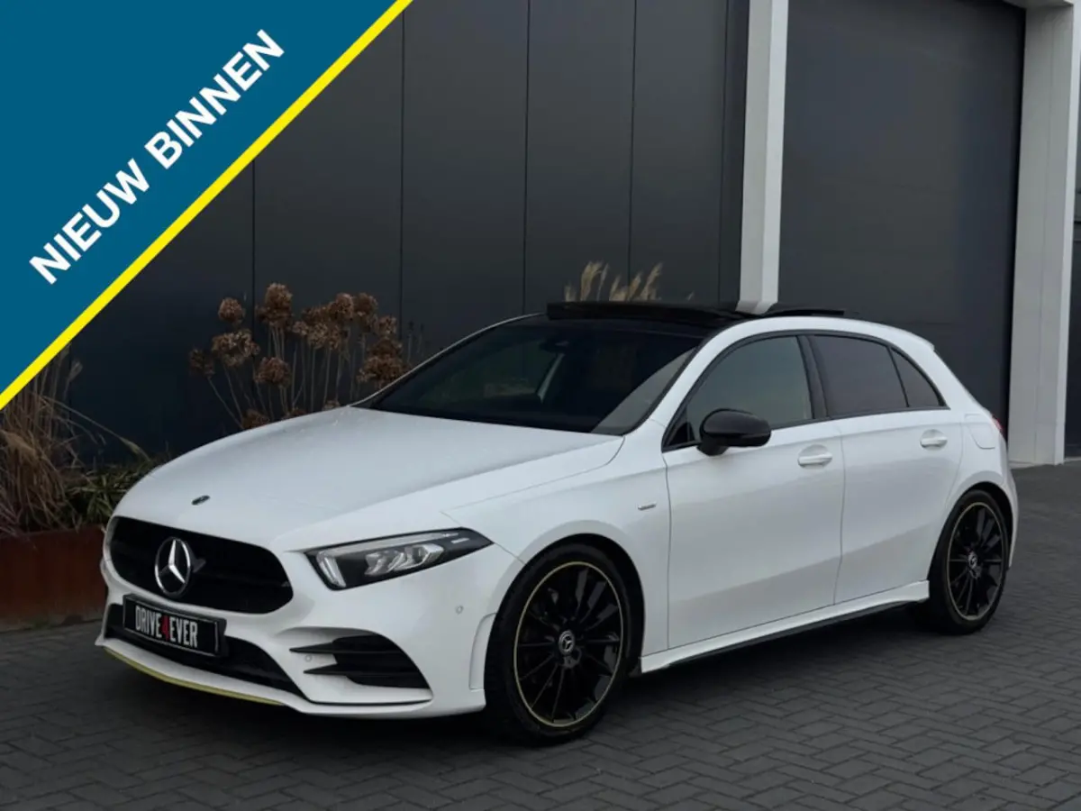 200 AMG Edition 1 | Pano | Ambilight | LED