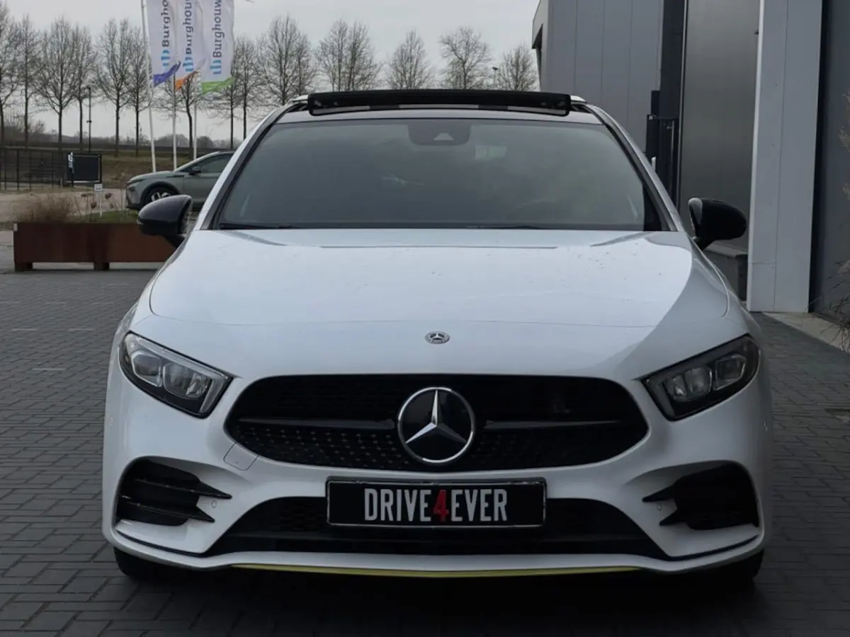 200 AMG Edition 1 | Pano | Ambilight | LED