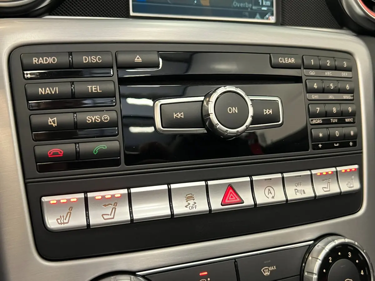 250 AMG Edition / Pano / Airscarf / Keyless