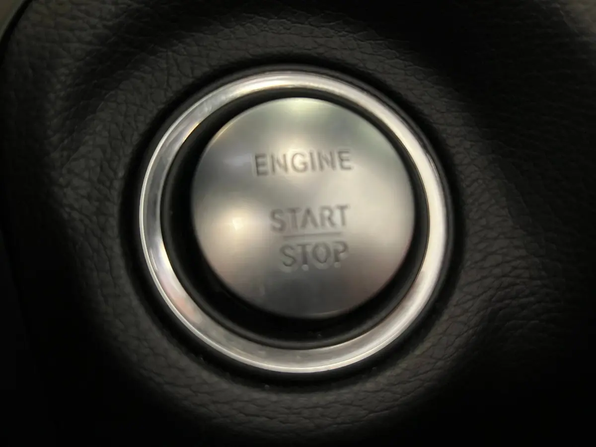250 AMG Edition / Pano / Airscarf / Keyless