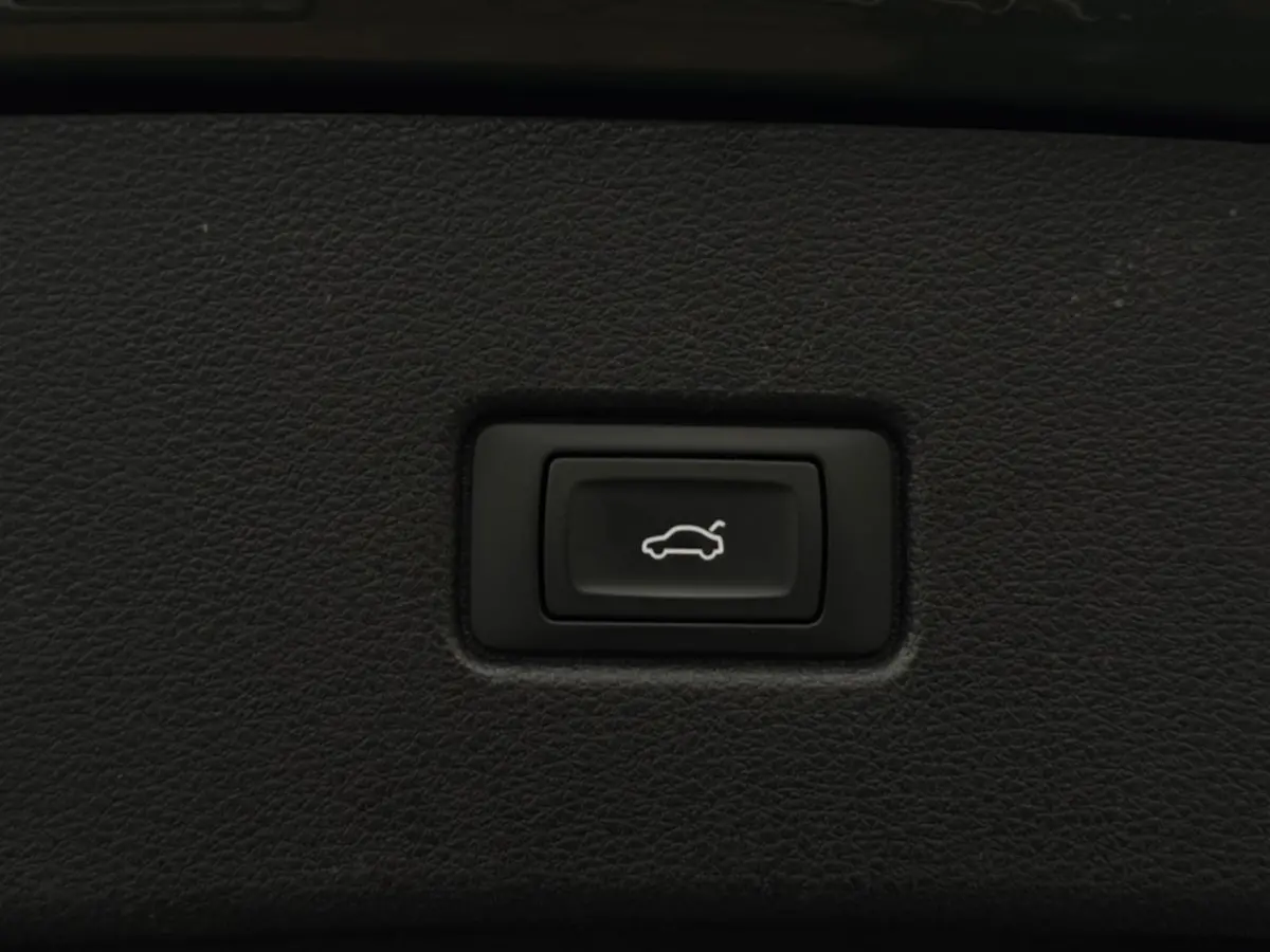 50 TFSI e | NAVI | Climate | LED | PDC