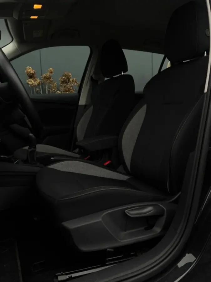 1.0 TSI Business Edition | Fabrieksgarantie | PDC | LED