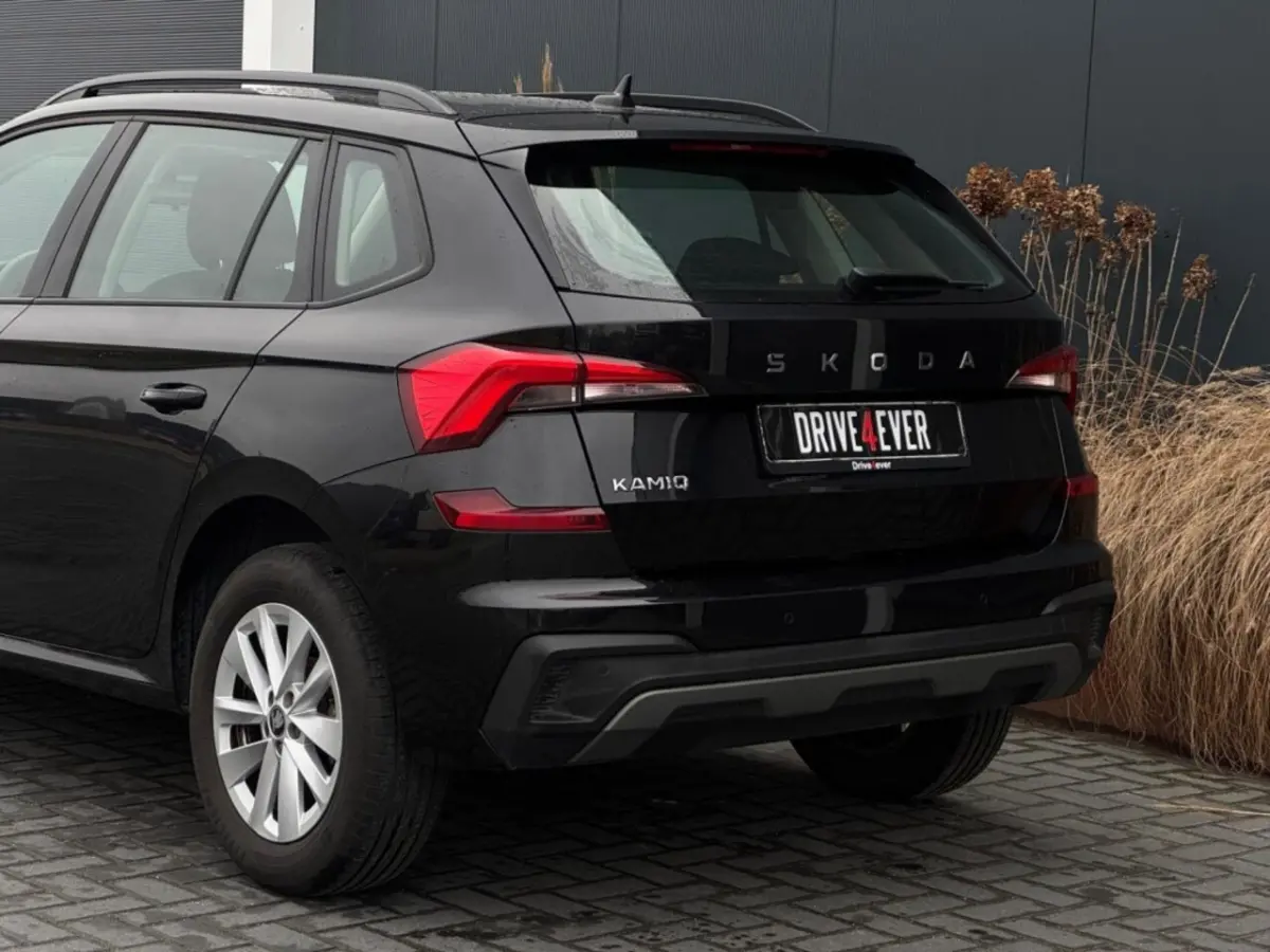 1.0 TSI Business Edition | Fabrieksgarantie | PDC | LED