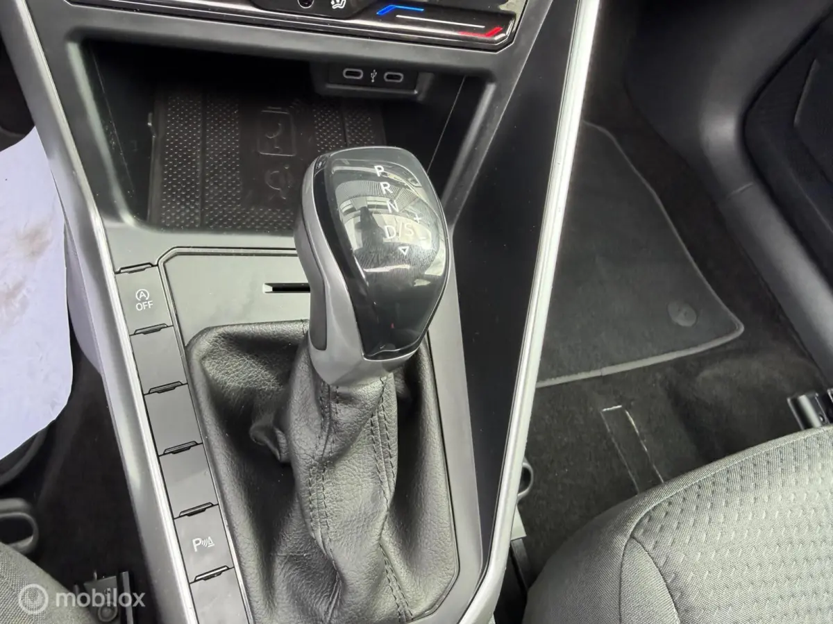 1.0 TSI Life | Pano | Camera | Climate | Carplay