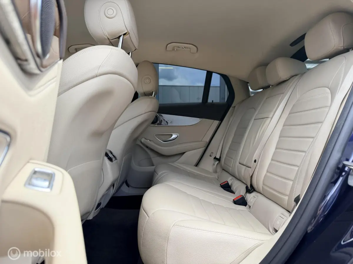 350e 4MATIC Premium Plus