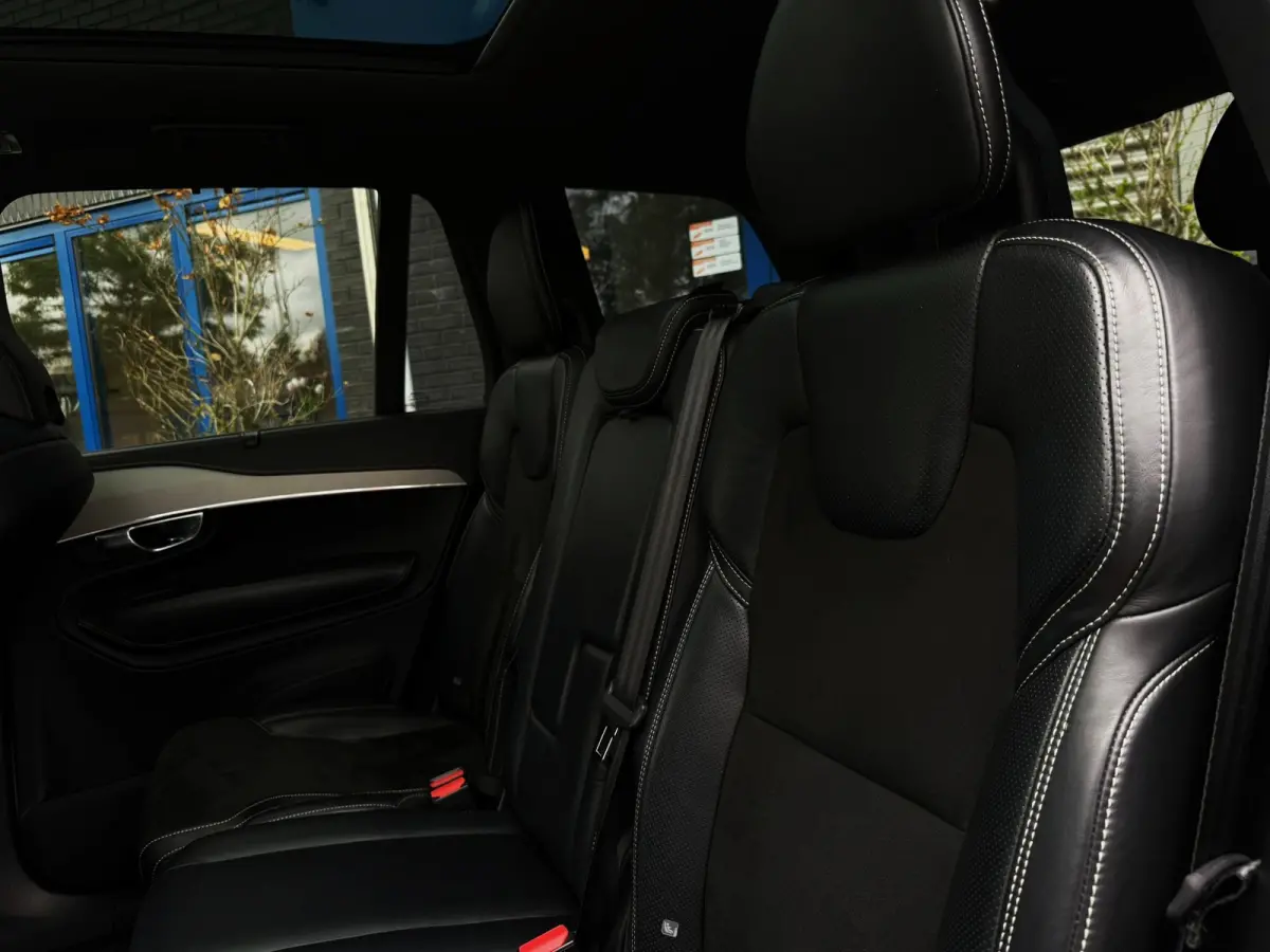 2.0 T5 AWD Inscription R-Design 250PK|Adaptive Cruise|Detectie|Face lift|360C|HUD|PANO|7-Zits|Trekhaak|Full Led|Carplay