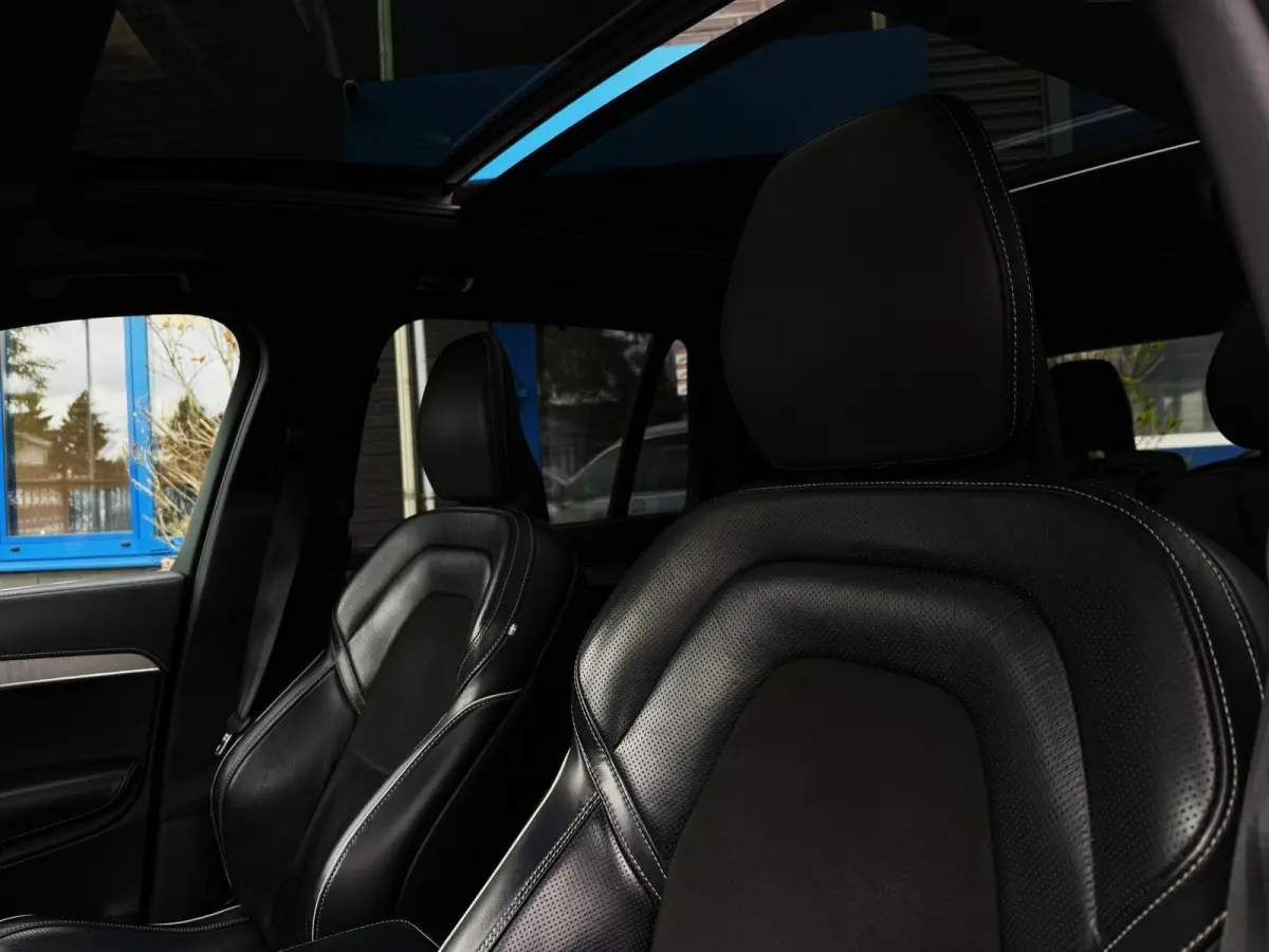 2.0 T5 AWD Inscription R-Design 250PK|Adaptive Cruise|Detectie|Face lift|360C|HUD|PANO|7-Zits|Trekhaak|Full Led|Carplay