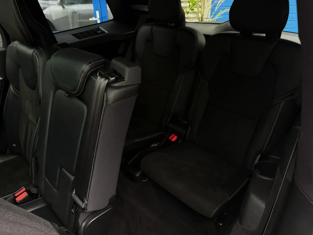 2.0 T5 AWD Inscription R-Design 250PK|Adaptive Cruise|Detectie|Face lift|360C|HUD|PANO|7-Zits|Trekhaak|Full Led|Carplay