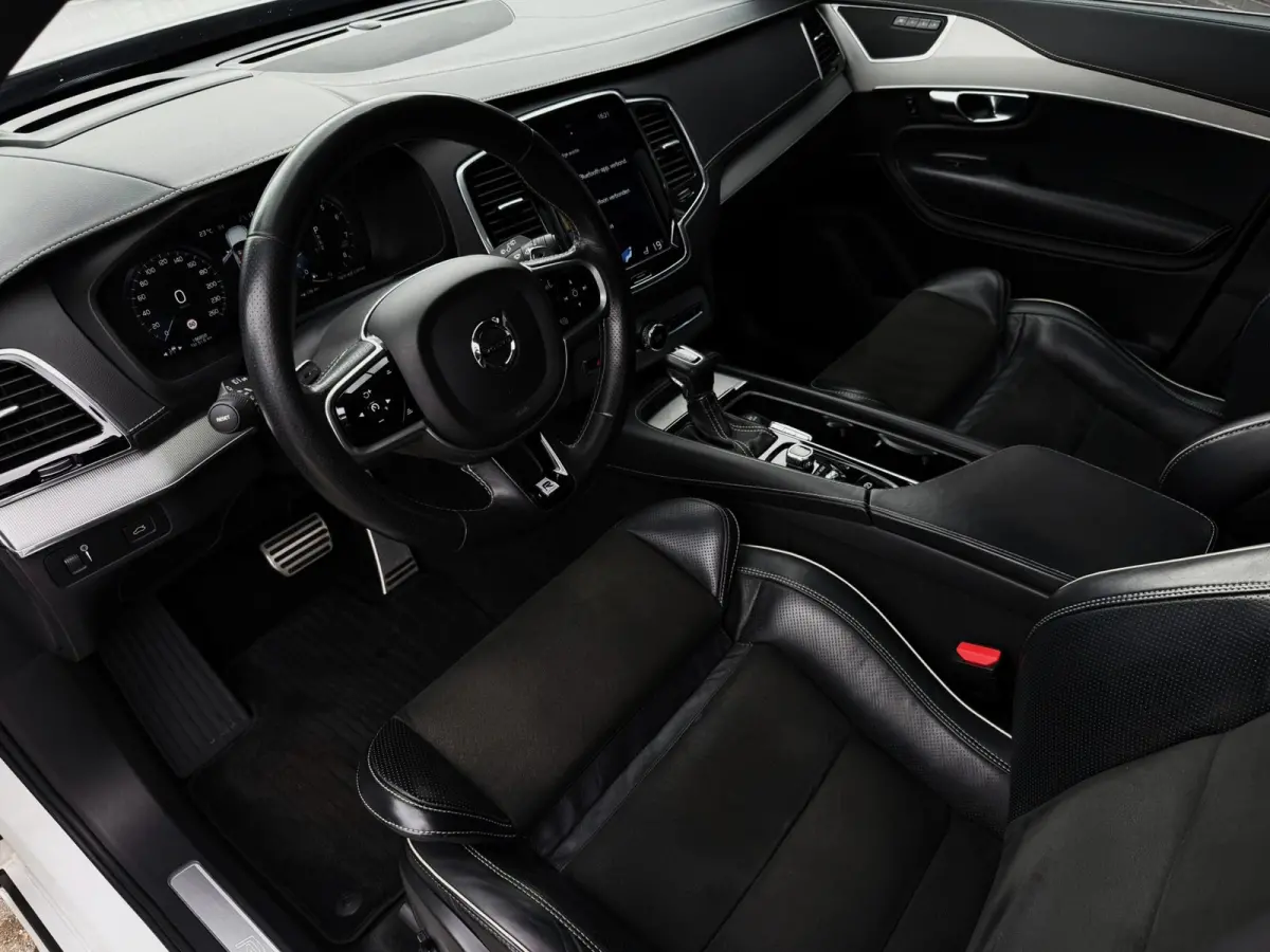 2.0 T5 AWD Inscription R-Design 250PK|Adaptive Cruise|Detectie|Face lift|360C|HUD|PANO|7-Zits|Trekhaak|Full Led|Carplay