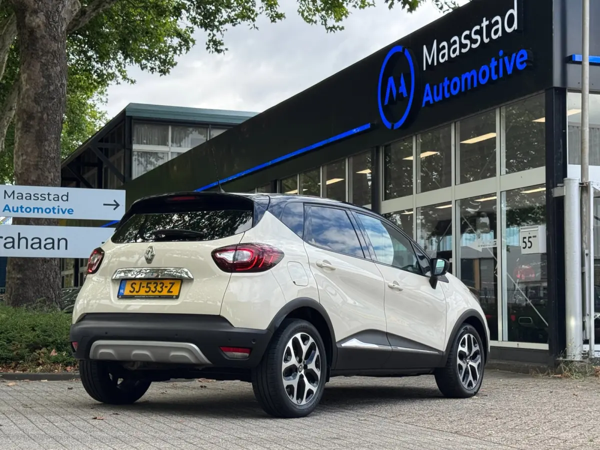 Captur TCe Intens Camera Facelift Lage KMs IQLed Dual Color