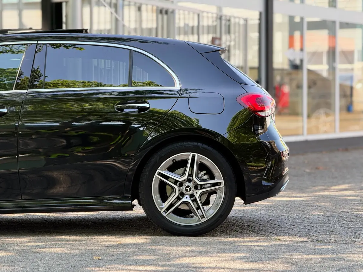 200 Business Solution AMG Automaat Pano Burmester