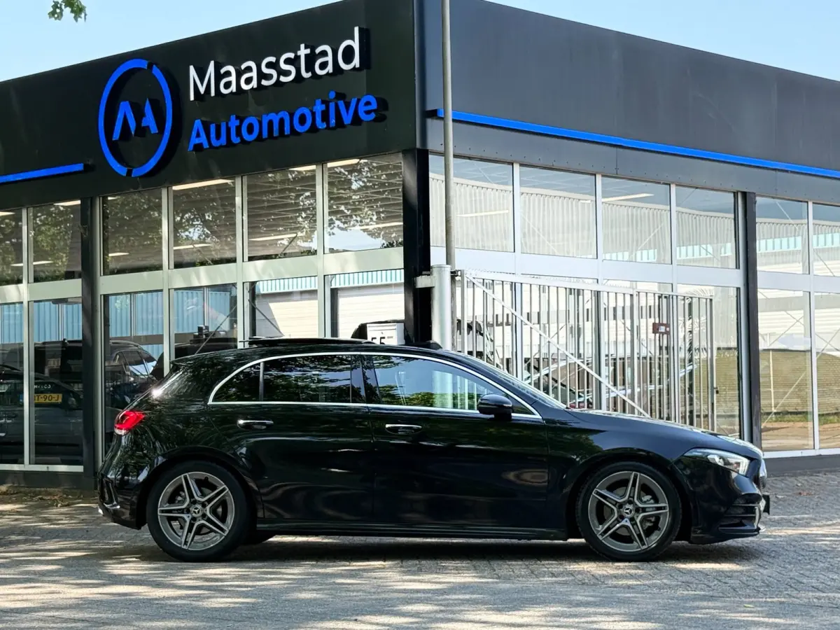 200 Business Solution AMG Automaat Pano Burmester