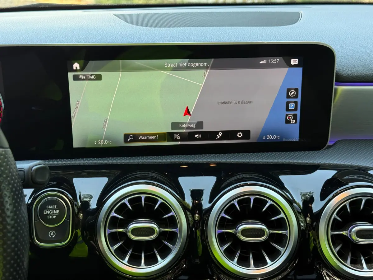 200 Business Solution AMG Automaat Pano Burmester