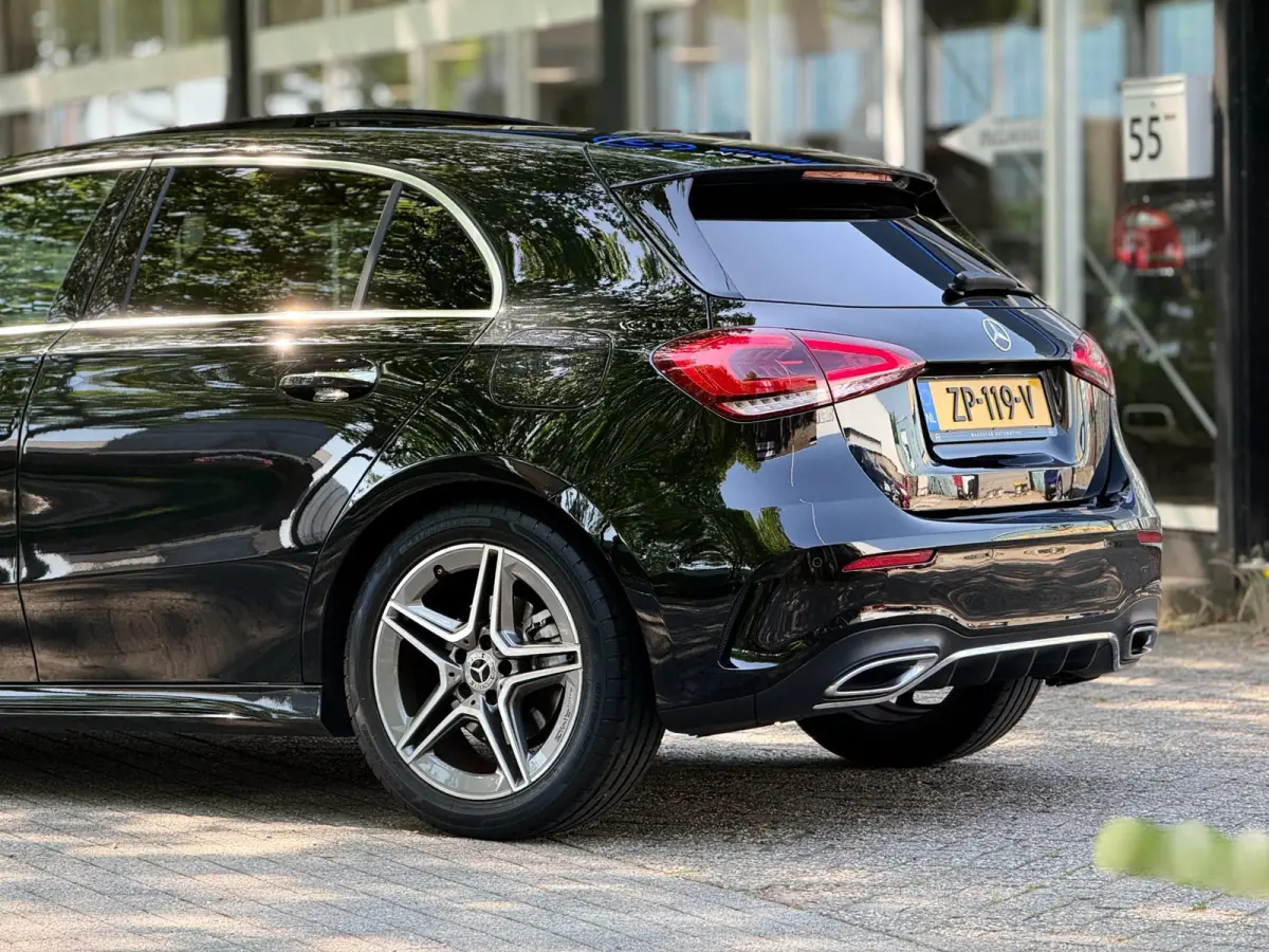 200 Business Solution AMG Automaat Pano Burmester