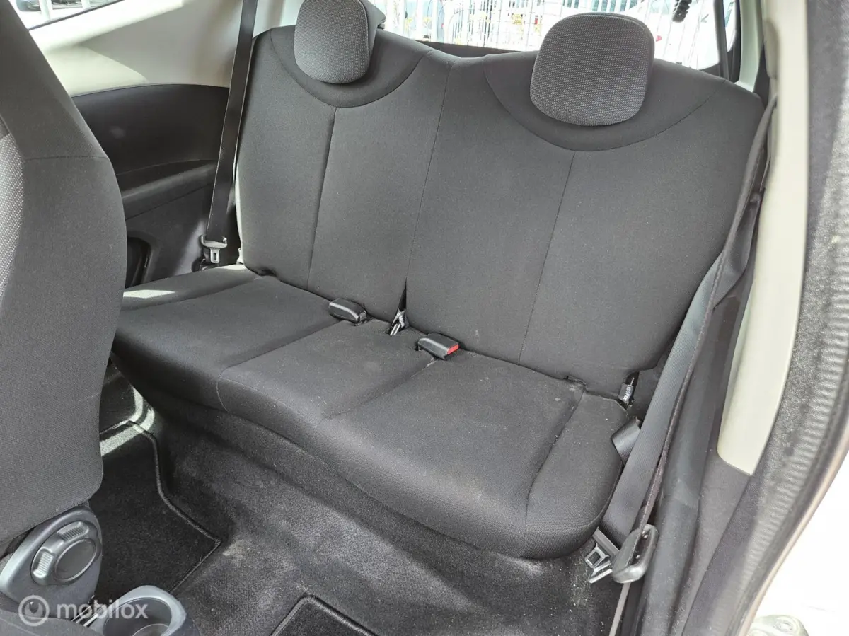 1.0 VVT-i x