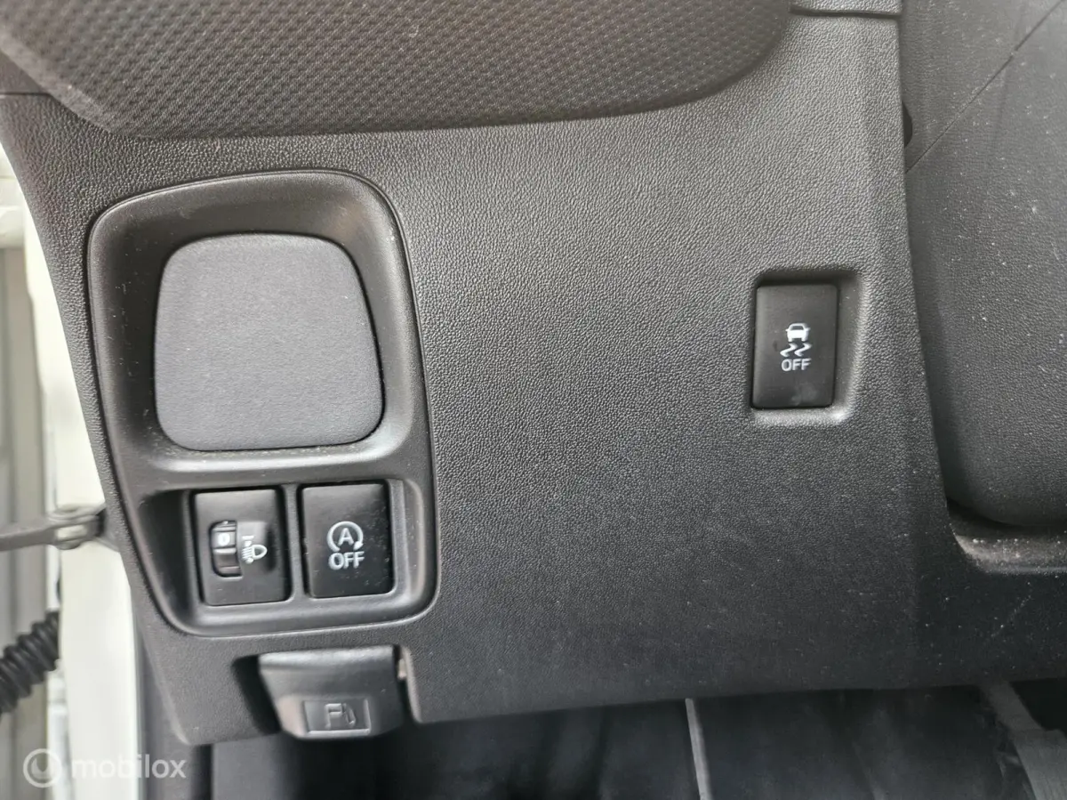 1.0 VVT-i x